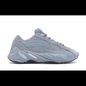 yezzy boost 700 hospital blue